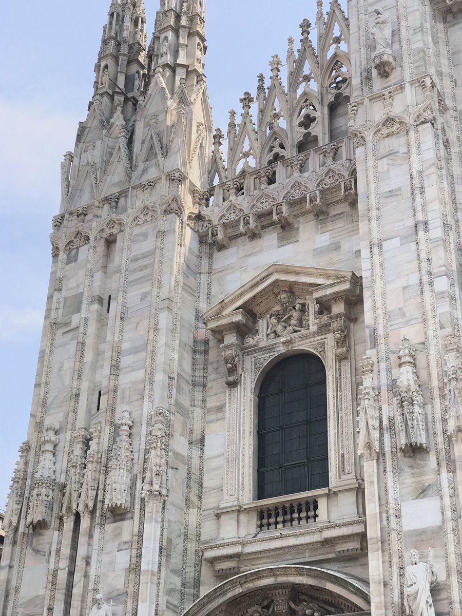 medcoast2017's tweet photo. Milan had great castles, cathedrals, &amp; got a chance to see Michelangelo's final unfinished piece of La Pietà! @FriscoHHSCoyote @IHSFrisco https://t.co/PvyWOykyec