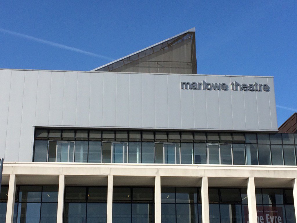 Van Huynh Company tweet media