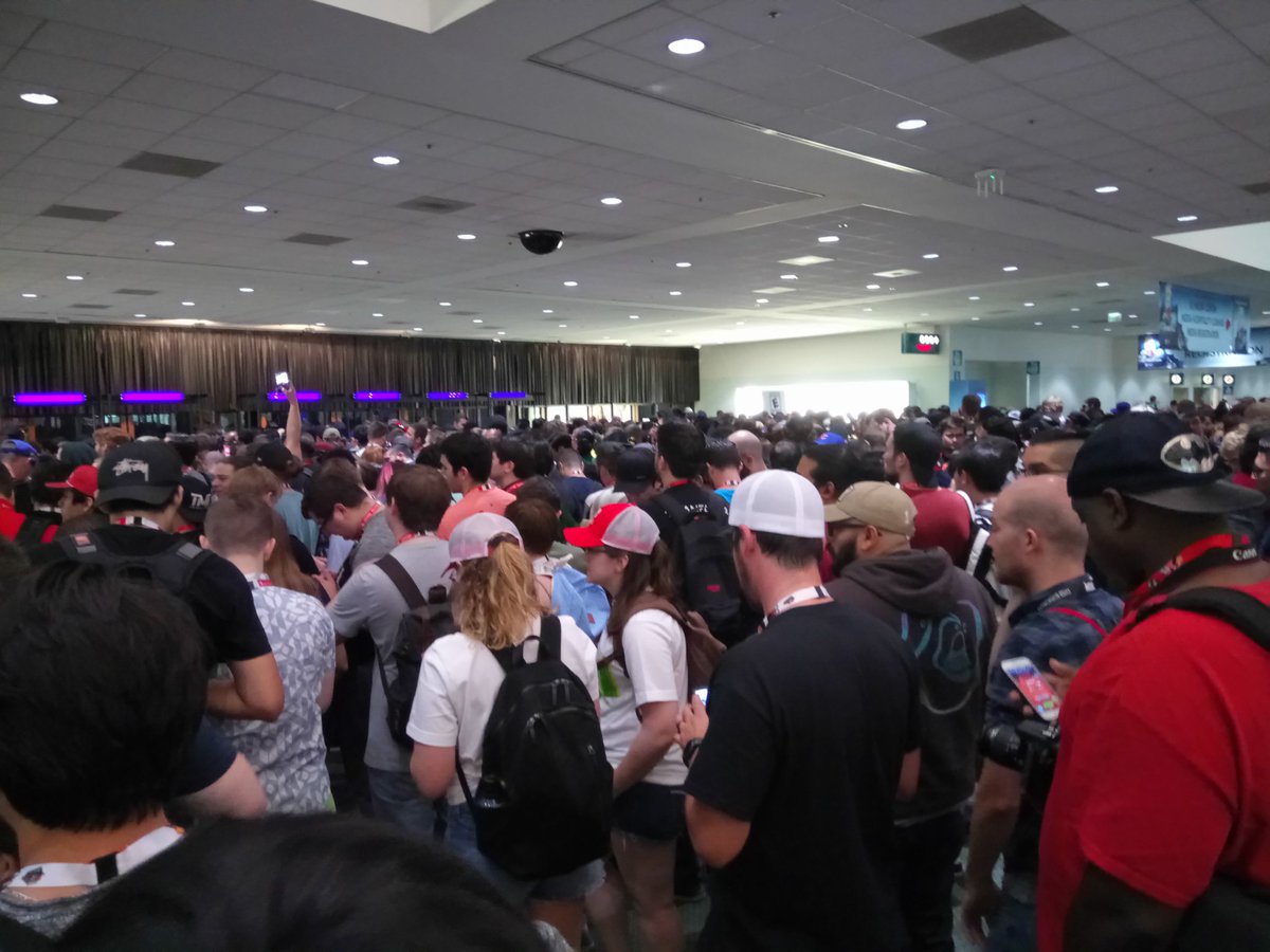 Y2David's tweet photo. Ready for it #E32017 #PSMVP https://t.co/7nZUYTjWRu