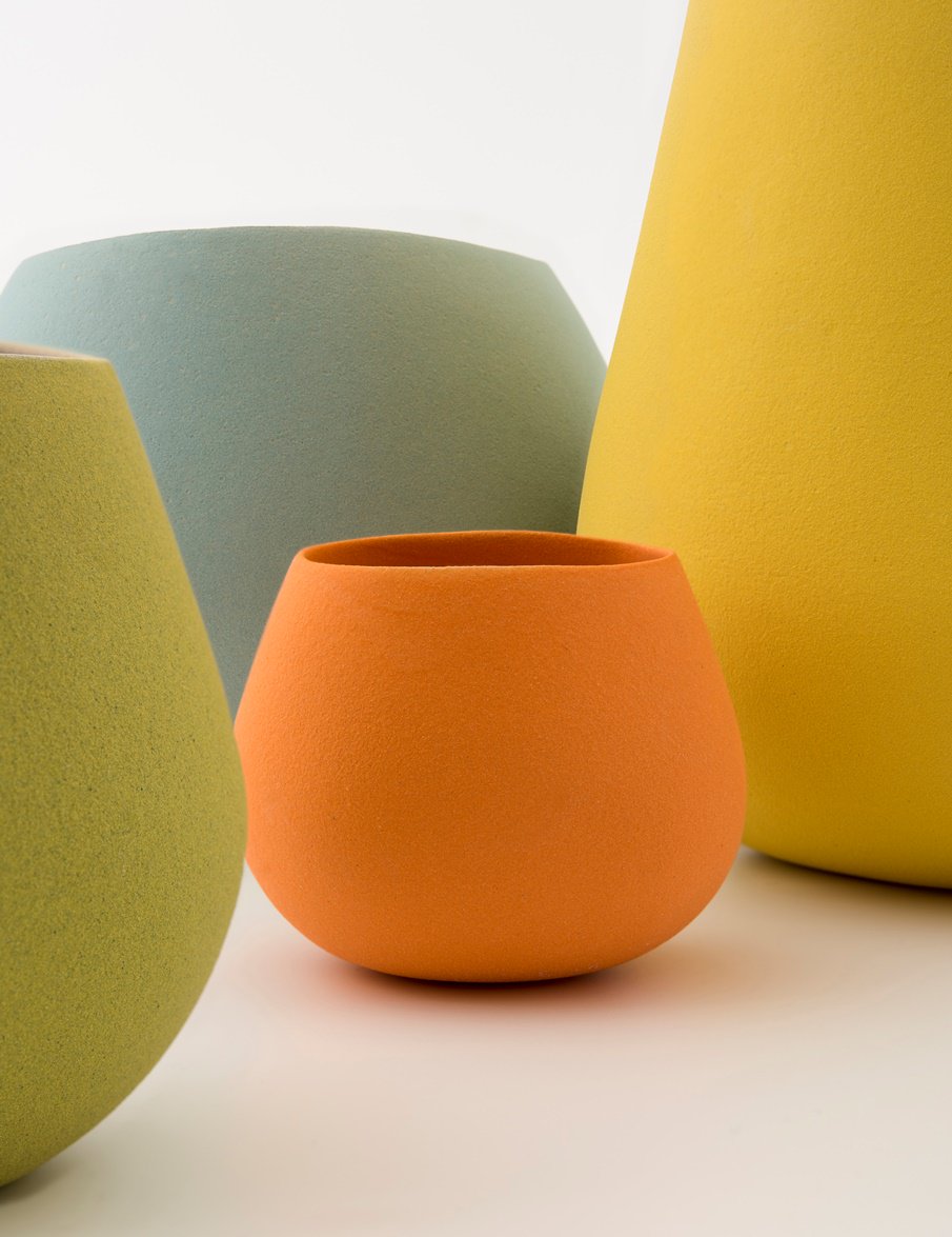 CraftPottersUK's tweet photo. Read our interview with @maria_wojdat and Sara Moorhouse on our brand new #CPAblog here: https://t.co/GCID9qVARV #pottery #ceramics #clay https://t.co/eUAZedHY5D