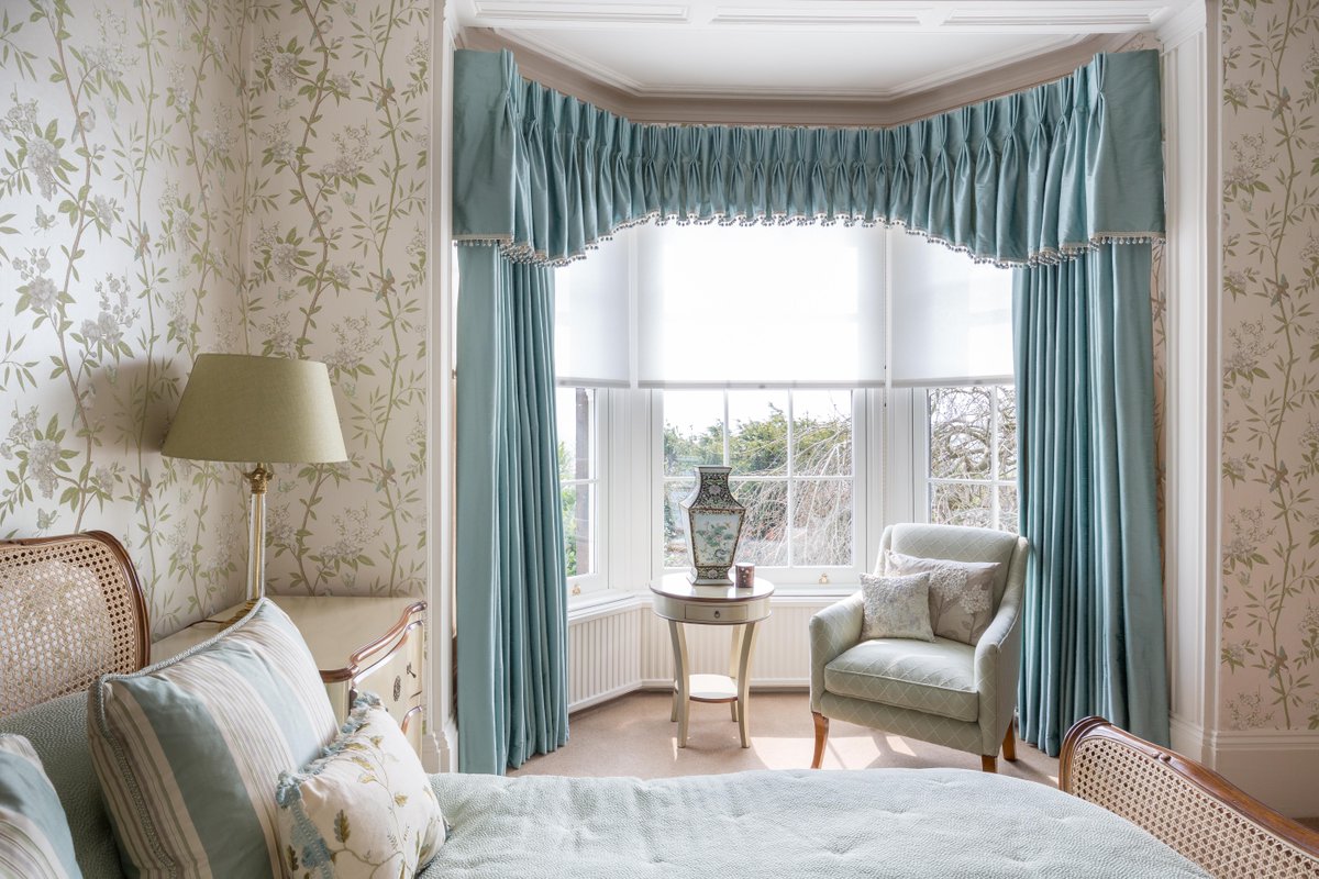 Delicate oriental details bring a fresh twist to this classically elegant master bedroom... 
#interiordesign #peakdistrict #bespokecurtains