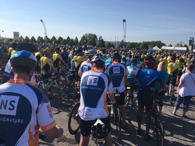 flashframe's tweet photo. Our Lee de Lang joined our client, New Signature, in the Ride to Conquer Cancer, cycling over 200 km for a great cause. https://t.co/bTwVB6mq1v