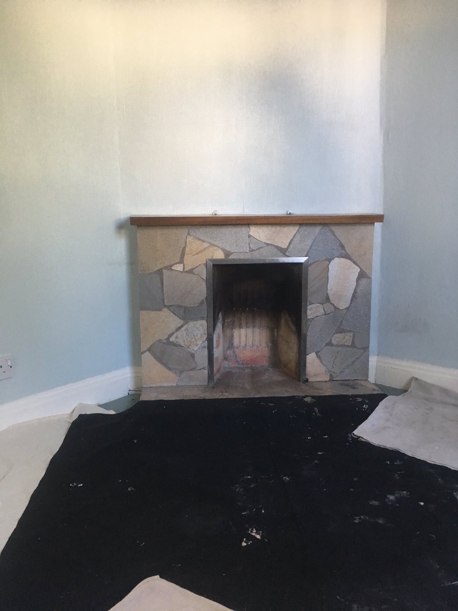 BdlGas's tweet image. B4 during &amp;amp; after, @gbmantels solid oak Tiverton mantle with black granite back panel &amp;amp;hearth set @cJfires Paragon 1 remote control gas fire