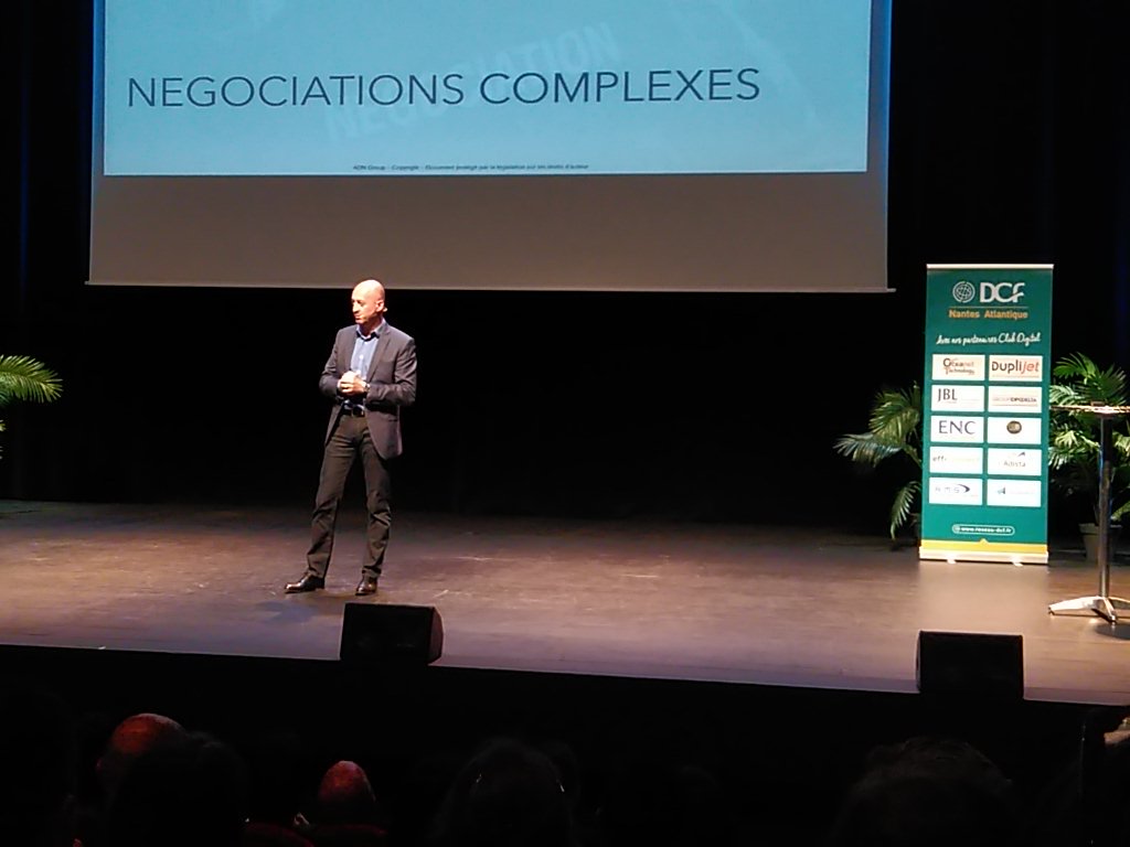 #laurentcombalbert ancien du #RAID régale les <a href="/DCFNantes/">DCF NANTES</a> sur le thème des négociations tendues !