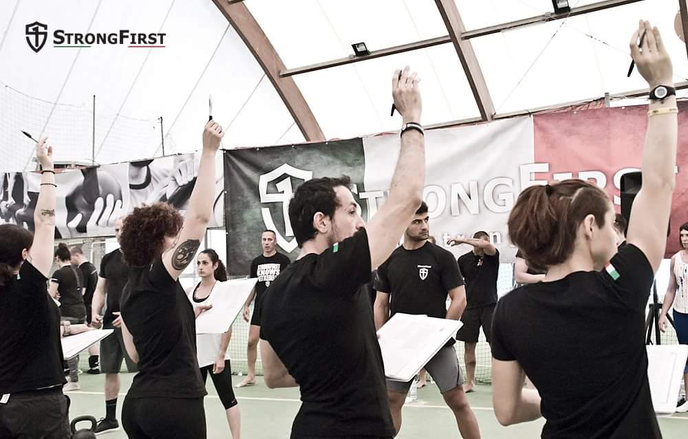 GiadaFlamini's tweet photo. June 9/10/11, Vicenza, Italy (ph.DLAB photography&visualarts)
#strongfirst #strongfirstitaly #cert2017 #assistant https://t.co/xsSugIYMh0