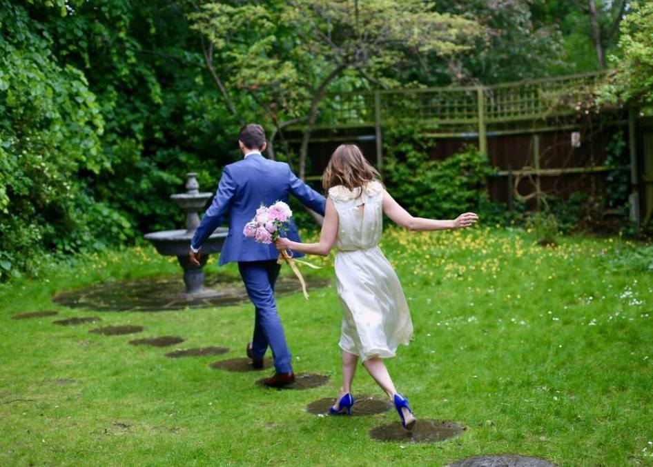 Bright blue shoes and a short silk <a href="/indiebrideuk/">Minna Hepburn</a> gown = perfection littlebookforbrides.com/directory/list… #littlebookforbrides #LMDMinna