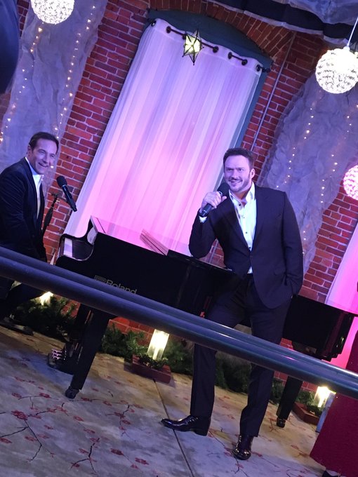 View image on Twitter