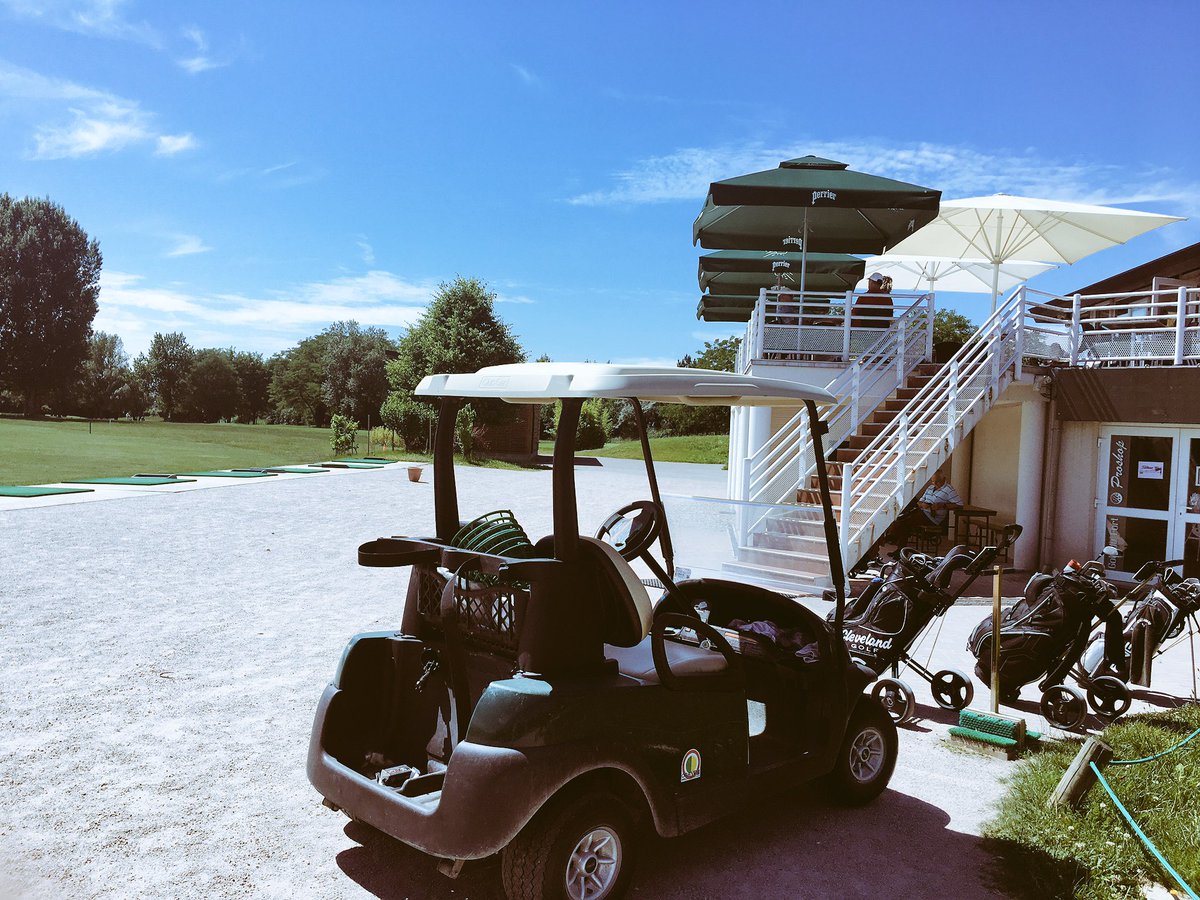 GolfduFort's tweet photo. Superbe journée pour golfer ! #Golf #Sport #Golfing #Alsace #Strasbourg https://t.co/9FP98gCuQk
