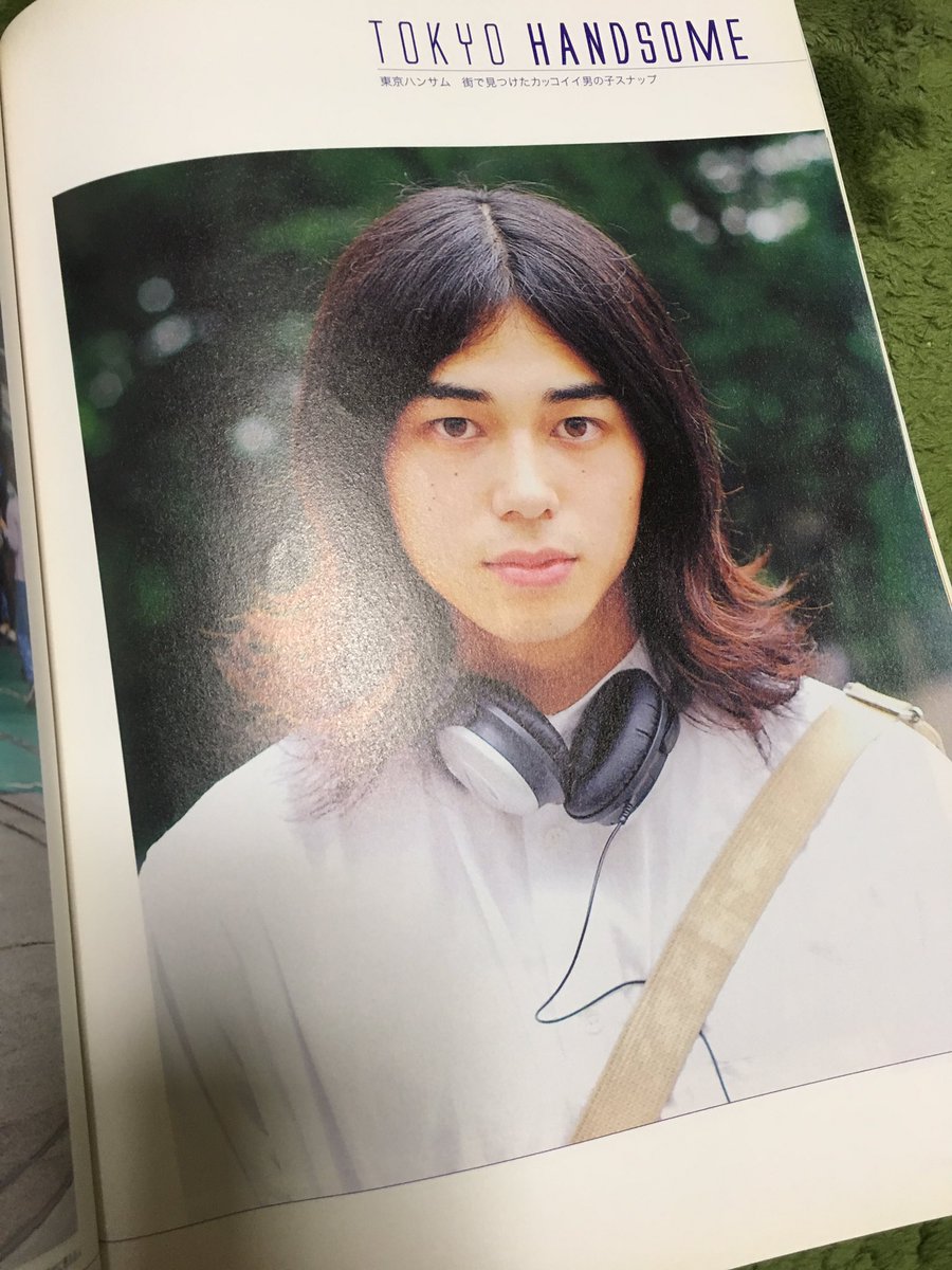 setsukoev's tweet photo. 大学生のとき愛読していた10年前のTokyo graffitiが出て来た。「TOKYO HANDSOME」というコーナーに、若かりし頃の東出昌大くんが…！基本的に一般人しか登場しない雑誌なので、今のように有名になる前のものだと思われる。 https://t.co/4SOw9hTb9w