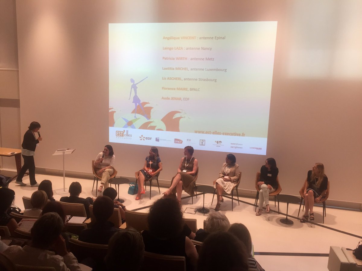 ESTellesExecut's tweet photo. #managerdedemain - table ronde "Elles l'ont fait !" Changement de vie, de métier, de poste.....elles nous disent tout ! https://t.co/yo72f6jhbQ
