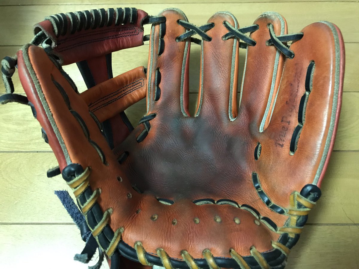 今日のトクサンTVに出して頂いた時に紹介したグローブですー！！最近