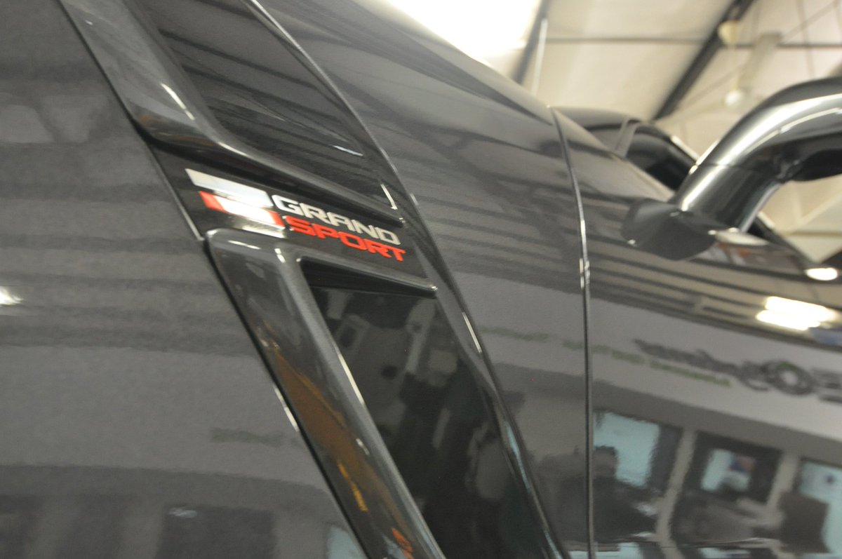 PowerstreamInd's tweet image. We heart 'Vettes @CorvetteRacing @corvettemuseum @CorvetteBlogger