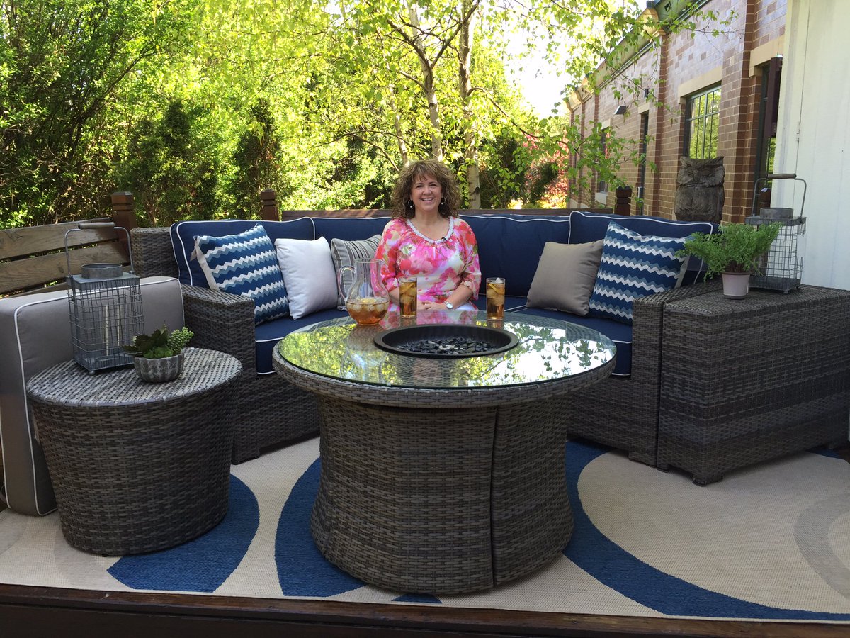 Steinhafels's tweet photo. Don't miss us on @fox11news #LivingWithAmy tomorrow! We'll be displaying the hottest #patio designs this season. Make sure to #TuneIn! 🌞🌳 https://t.co/qzw79jn5bP