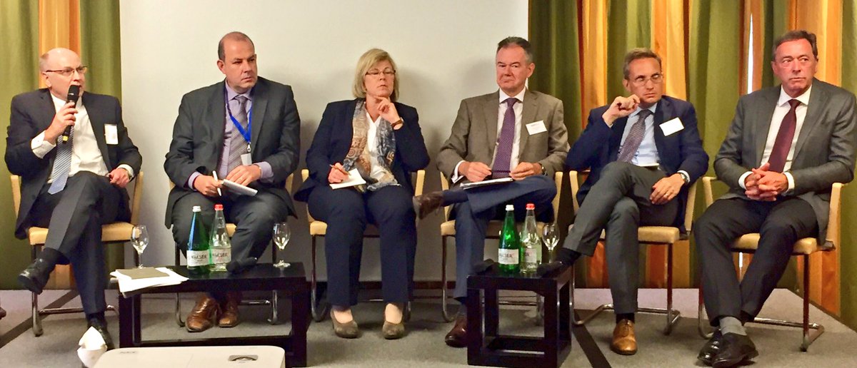 CamilleTaper's tweet photo. At @Caobisco1 #RoundTable discussion: future in sustainable confectionery: #FWacker #LMizzi #MFleckenstein #MGilmour #SSeveri #WKroppButtner https://t.co/2Xc9dbvS48