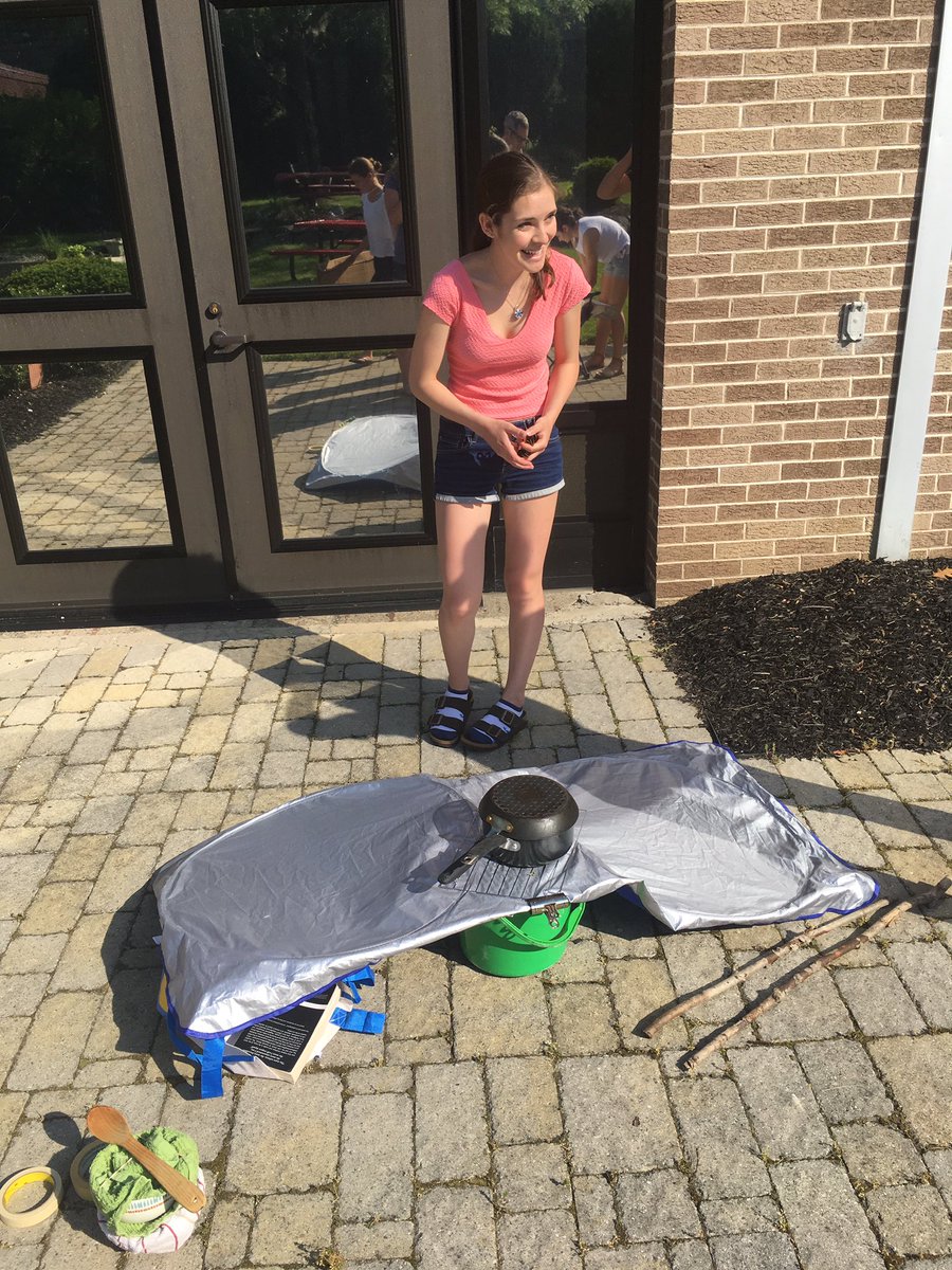 hp_snhs's tweet photo. AP Environmental designed solar cookers and are testing them out today!  @AmyLibrizzi @JonTallamy @HPRwildcats @HighPointSTEM https://t.co/sVN0iKEKgm