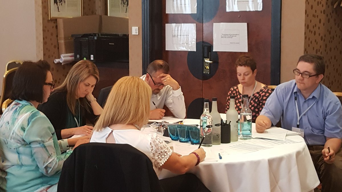 sheinazs's tweet photo. Leeds GPIL developing a compelling narrative the story of self, us & now #makingtime4care #gpfv @JoGodman @RachelHinde @robertvarnam https://t.co/IHlrRXeb0m