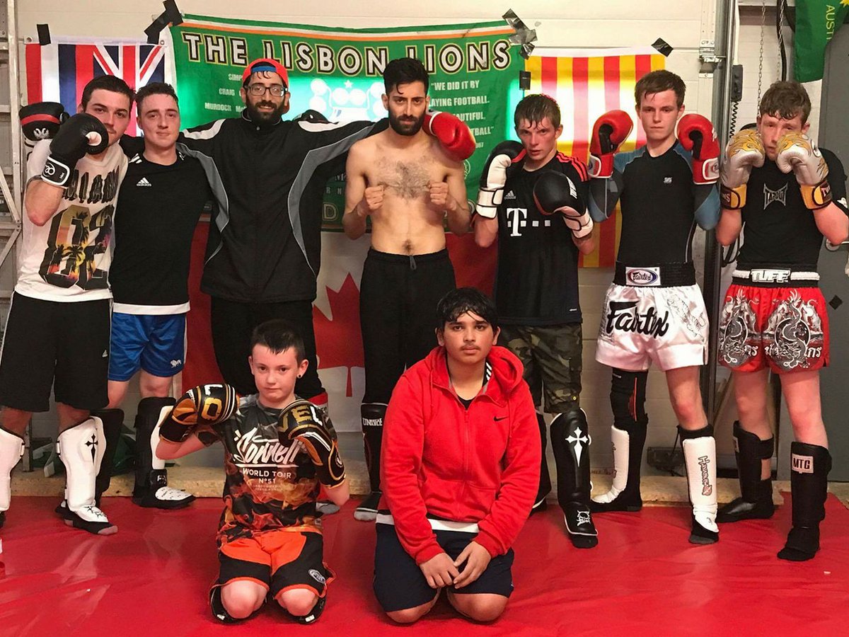 _LMA2016_'s tweet image. Another great class get down for 6pm/Fitness 7pm/Muay Thai 8pm/Technical Sparring every week night. £2 per Fitness Class and for Muay Thai .