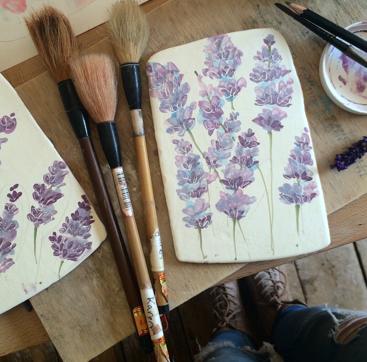 Anyone else have brushes or tools they can't live without?? I ❤️these and need more!! #karencodyceramics #creatives #makers #craft #studio