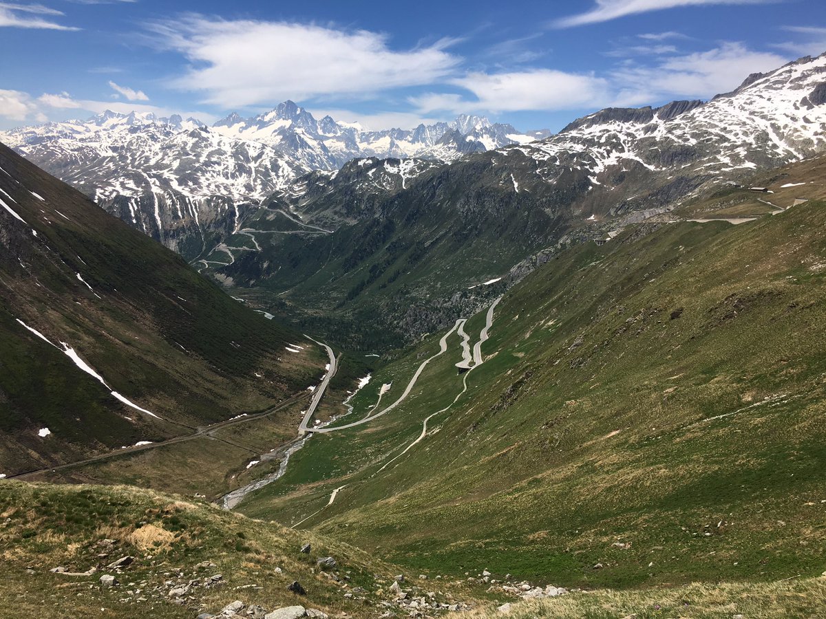 TeamTeslaS's tweet image. We passed the Furka and delicious Raclette in Bitsch. #Wave2017 #TeslaSharing