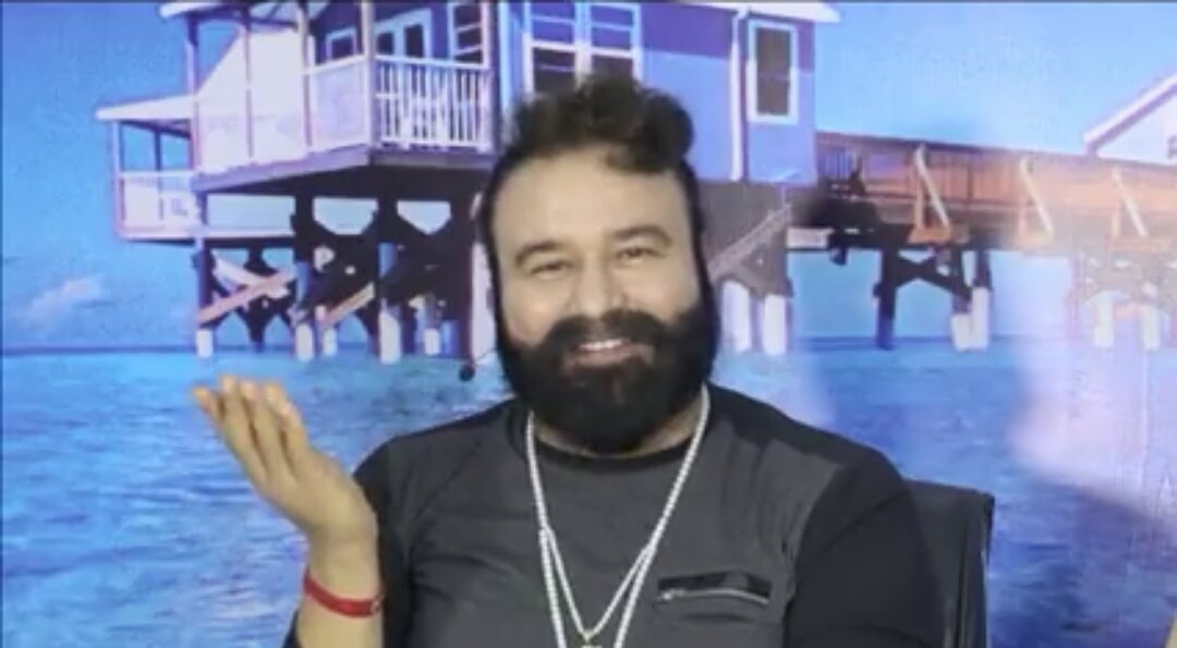 shiwangi_insan's tweet image. आज रात का तो कब से इंतज़ार है😍 SSS
😂😂😂चुगलियां😂😂👌👌😜
#FunSessionWithFDD