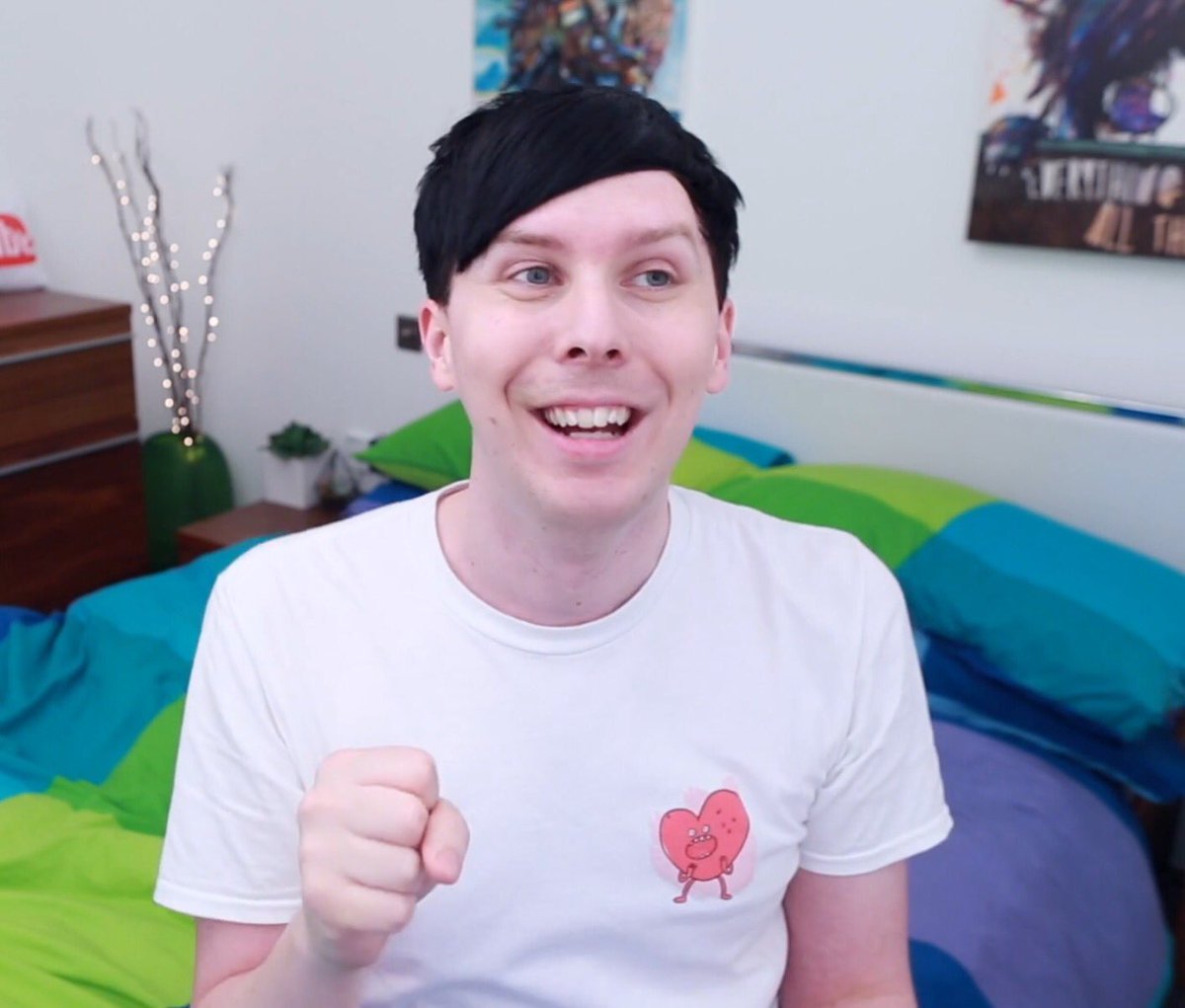 phiIsmiling's tweet image. ur like a ray of hope in my evening 💜