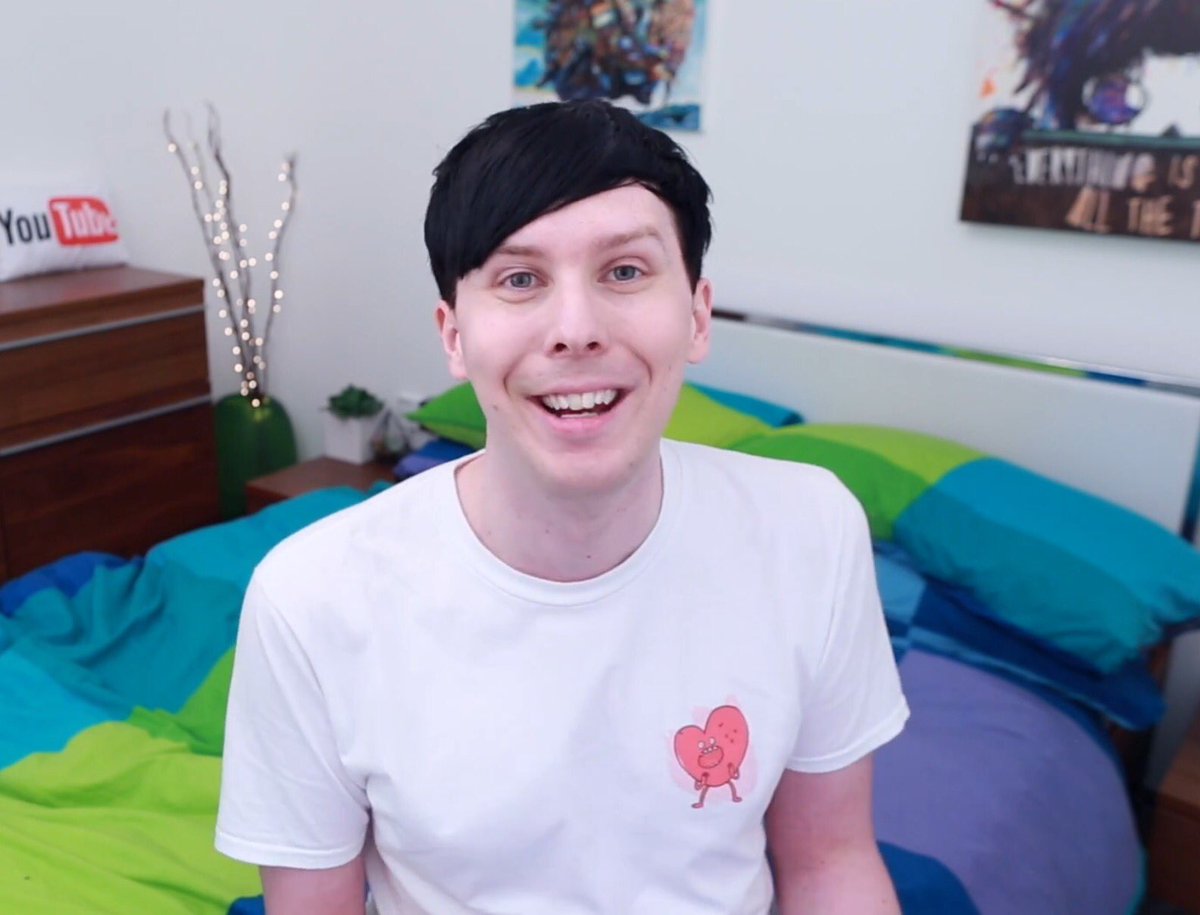 phiIsmiling's tweet image. ur like a ray of hope in my evening 💜