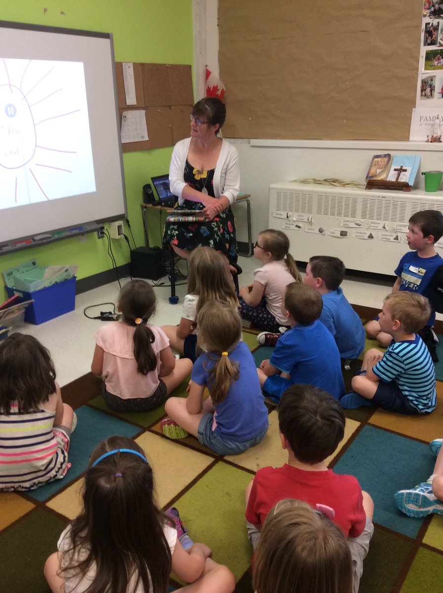 Cristina Pinto (@cpinto_alcdsb) on Twitter photo Today's Community guest speaker @beattyclan3
"She has a cool job" <a href="/alcdsb_stjoe/">St. Joseph CS</a> @ALCDSB #bookcreator #cooljobs Today's Community guest speaker @beattyclan3
"She has a cool job" <a href="/alcdsb_stjoe/">St. Joseph CS</a> @ALCDSB #bookcreator #cooljobs