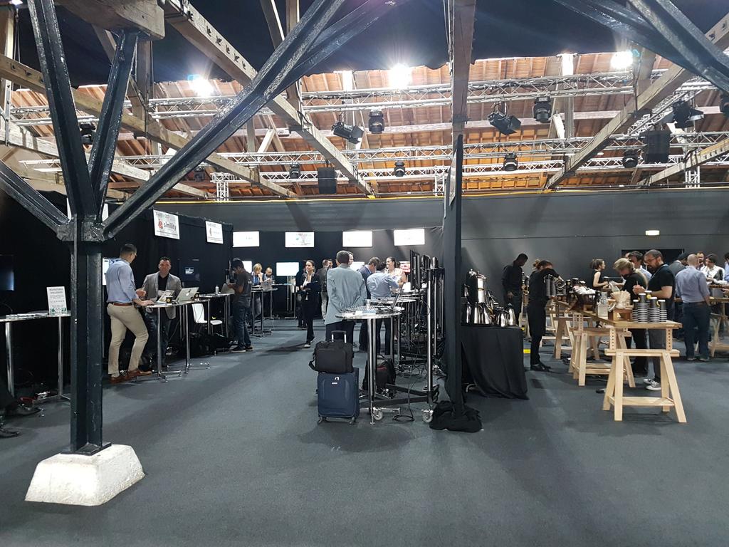 Neil_Ainger's tweet photo. Loving the ping pong & other games today @Findevr London 2017 show #FinDEVr #fintech https://t.co/Rfk4n4of1a