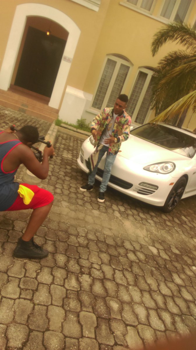 Eddyvonline's tweet image. Today&apos;s shoot. Working with HD Genesis films for the first time. Your favourite #StyleAssistant Eddy Von Tom.