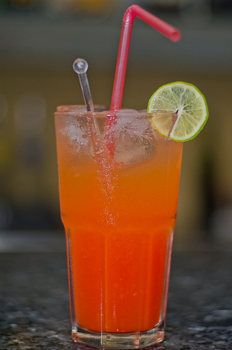 BhumiRestaurant's tweet photo. Cool off on a hot summer day with Merlins Treat. #summer #nonalcoholic #drink #chill #cool https://t.co/EITd5ghQiU