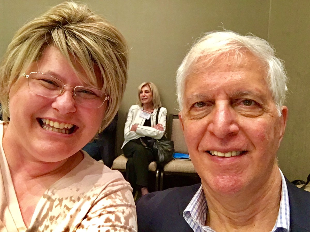 AliceFWendt's tweet photo. Love the puns of my seat mate Alan Schlaifer, President @WhartonClubDC &amp; sponsor of @Connectpreneur #InvestInGrowth https://t.co/NMPP9xjuiS