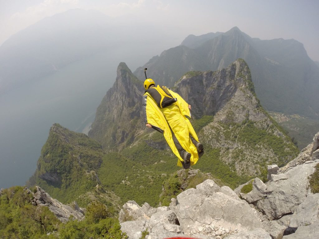 ProximityFlying's tweet photo. #WWL qualifications at #Extreme ... - #Action #Base #BaseJumping #BASEJumpingSport #China #Cliff #Competition - https://t.co/Y9BNLEy0O7 https://t.co/hISAB9409N