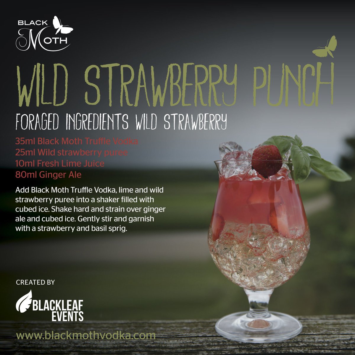 When the sun is shining there is nothing better than a cool strawberry cocktail. 😍😍