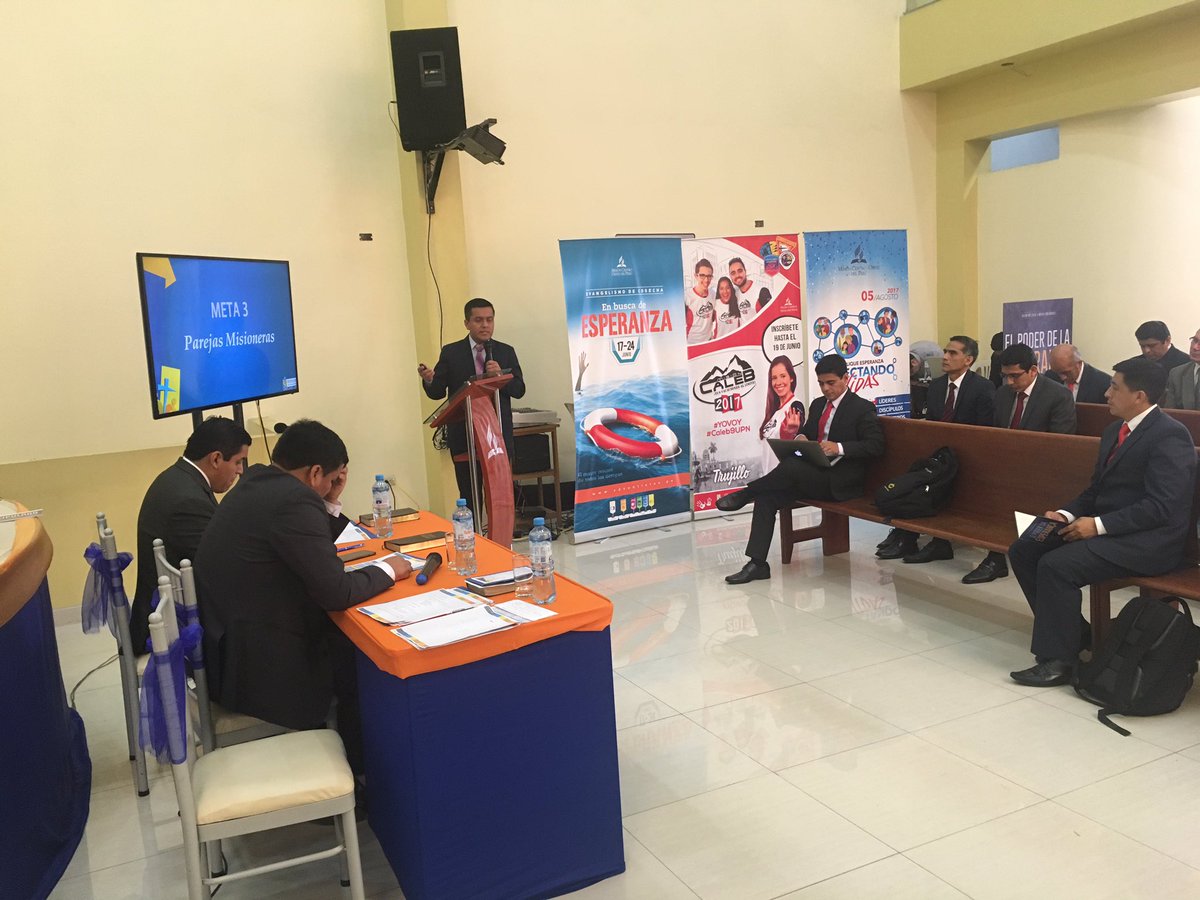 AdventistaMiCOP's tweet photo. Comienza los informes en la #JuntaMiCOP 🇵🇪Pr @AgustinFloresC1 presenta informe de Secretaria https://t.co/1rXRBCyGUk