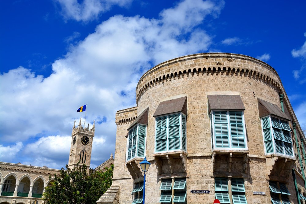 SuntoursB's tweet photo. Visiting #Barbados soon? Discover the fascinating Parliament Buildings on our UNESCO Tour #suntoursbarbados #history https://t.co/38hkvKAybb https://t.co/kGJWZokgeM