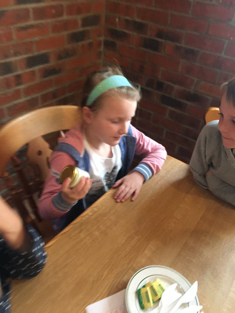 Becca_Hart_x's tweet photo. Year 2 are making butter the old fashioned way! Shake that milk! @hartsholmeacad @MrsBakerClass3  @harts_class4 https://t.co/vLMucWlyxm