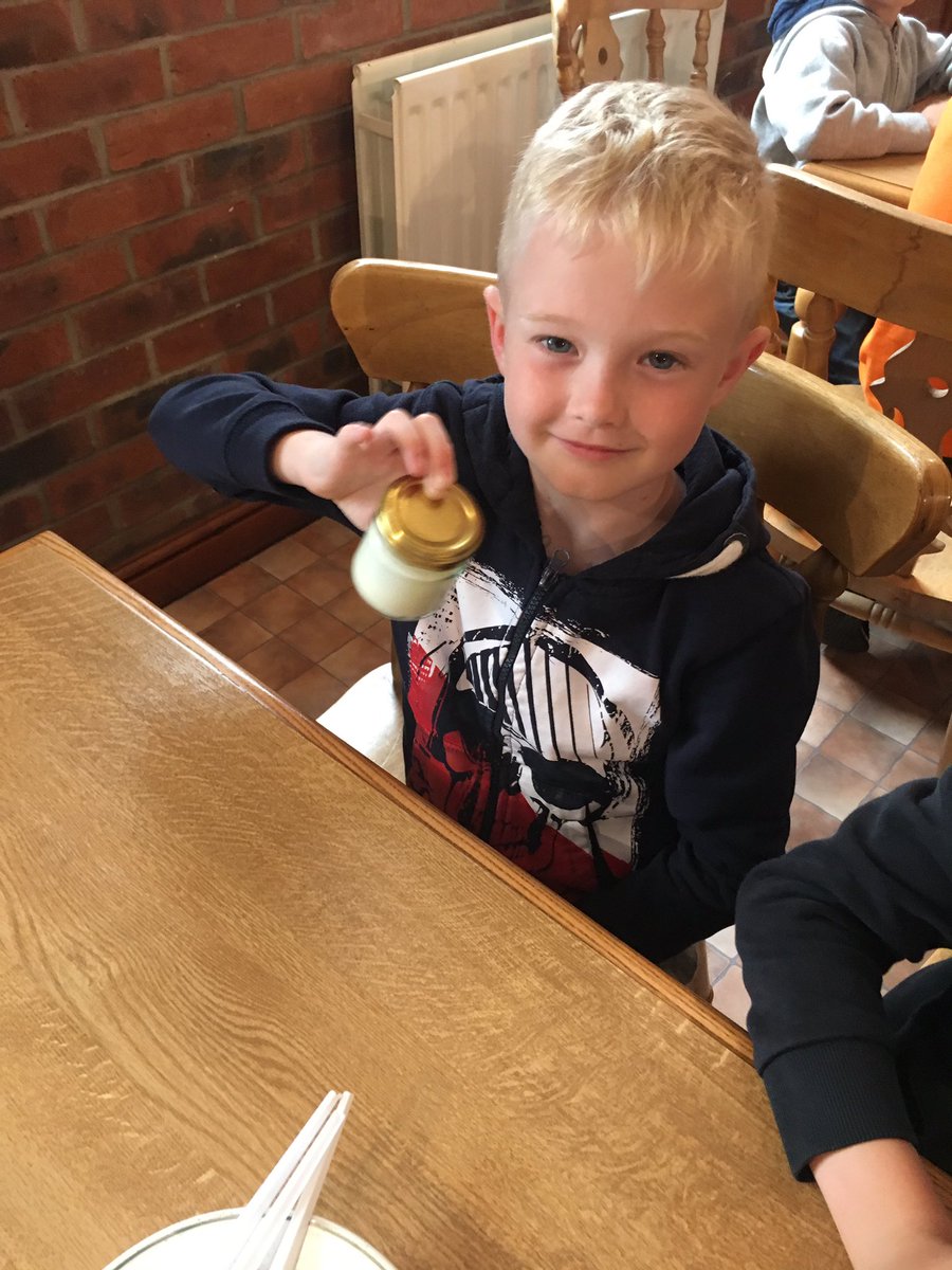 Becca_Hart_x's tweet photo. Year 2 are making butter the old fashioned way! Shake that milk! @hartsholmeacad @MrsBakerClass3  @harts_class4 https://t.co/vLMucWlyxm