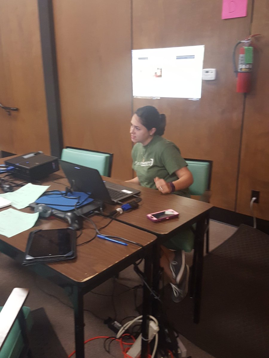 CPSB_TTC's tweet photo. Translating for ESL parents can be easy. APPS and webtools for students. #edcamp. #connectedcamp @EdcampUSA https://t.co/ju5fziXcuh