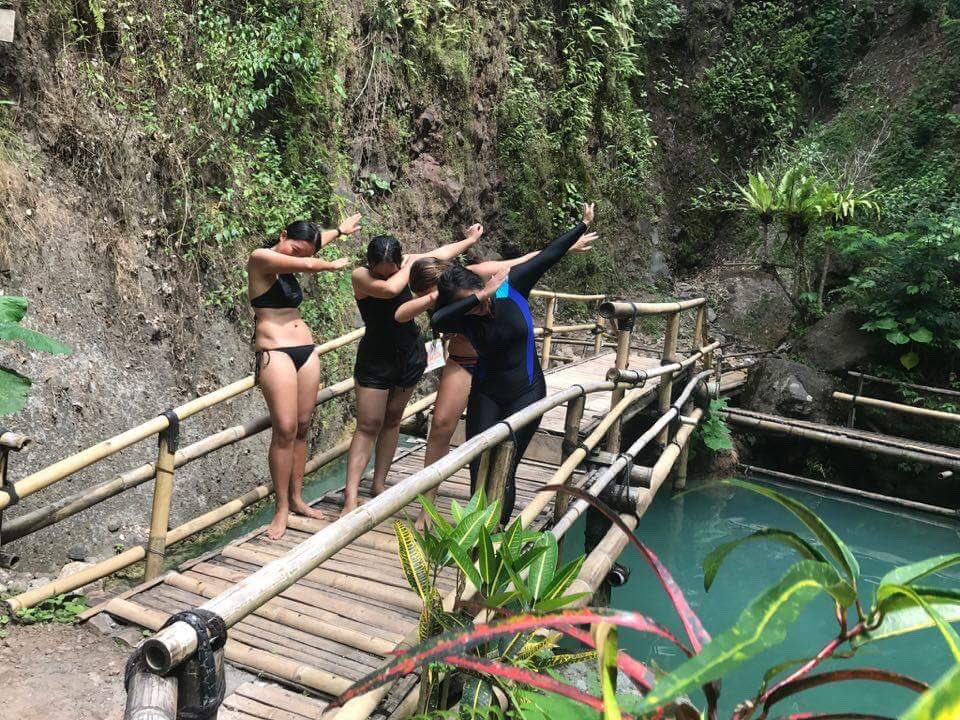 marlputri's tweet photo. Super duper fun day!🏊 https://t.co/Dt00sIz1ns