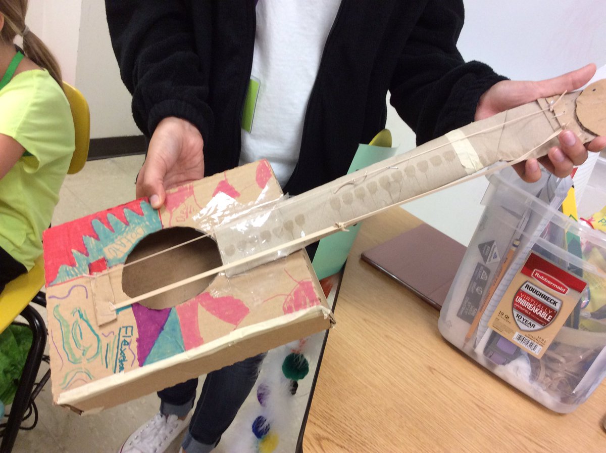 c_stem's tweet photo. @usd383 @KSUCollegeofEd @KSUPhysics #383STEM integrating music and physics in summer STEM class for 5-6 th graders #successWithSTEM https://t.co/tDmhZ1pguq