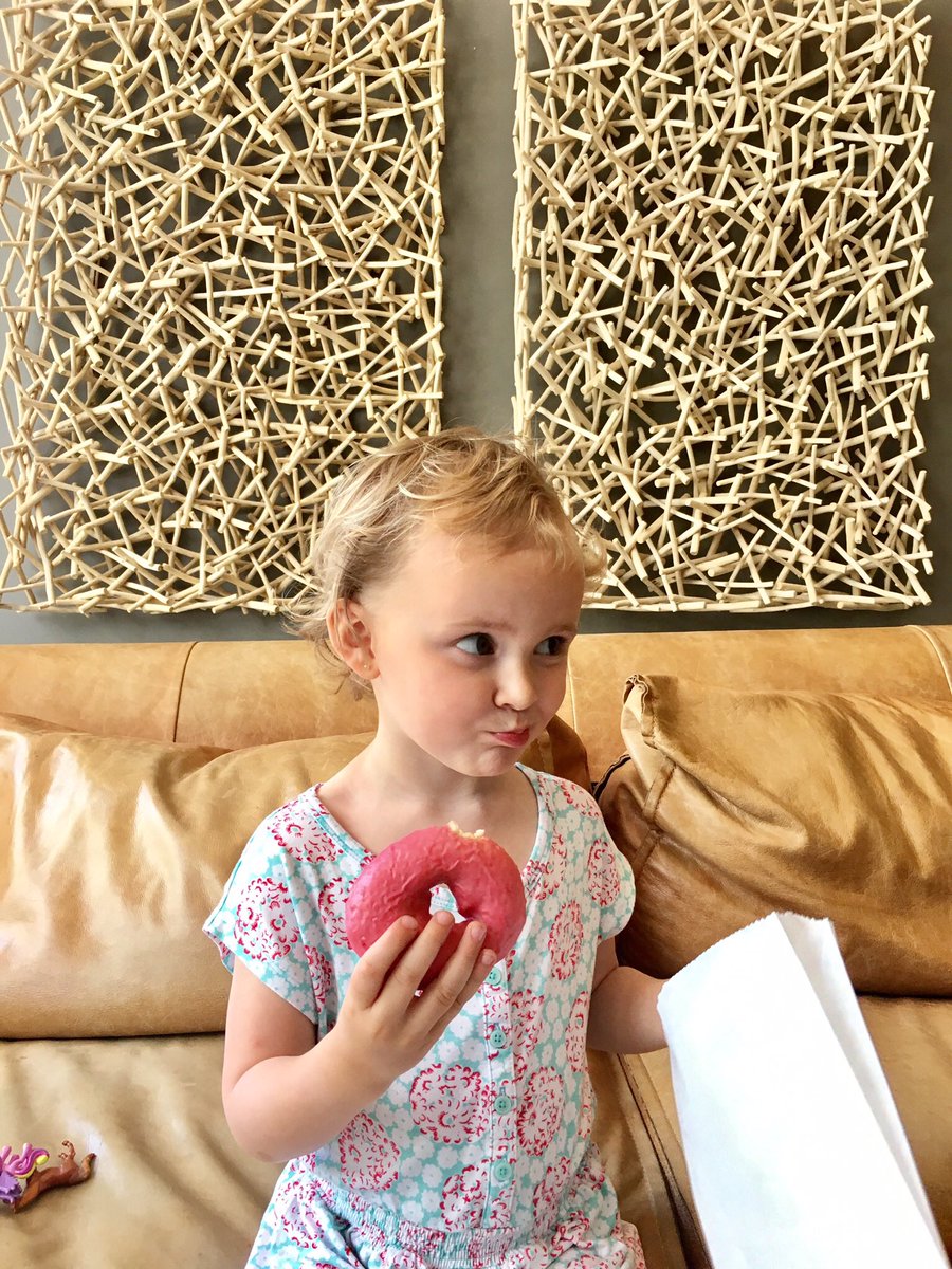 DanielJohnFitz's tweet photo. Happy birthday to my baby girl! 3 going on 13. @dominikaphoto  #EvaFlorence https://t.co/oOEQvTqAPs