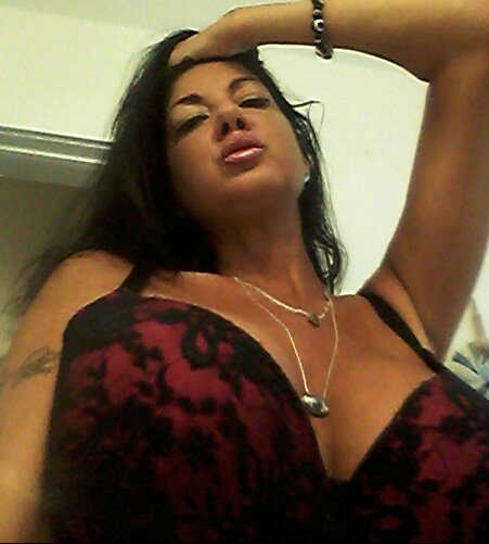Good morning lovers..💋❤💋💋 https://t.co/DZ11366e3B