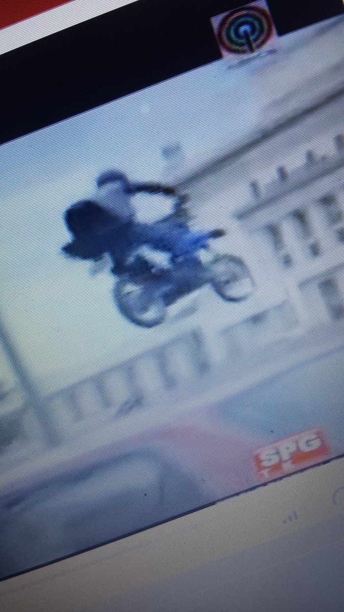fleurfortaleza's tweet photo. #FPJAPSegundo Bravo/jumping on the bridge of San Andres with the bombs......YOU ARE AMAZING AND SUPER HERO idol COCO.๐ฆ๐ช๐ต๐ญ https://t.co/BMbAWw5pMF