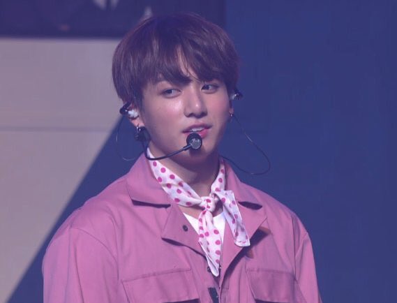 jjungkookupdate's tweet photo. https://t.co/YPXWtK4Awh
