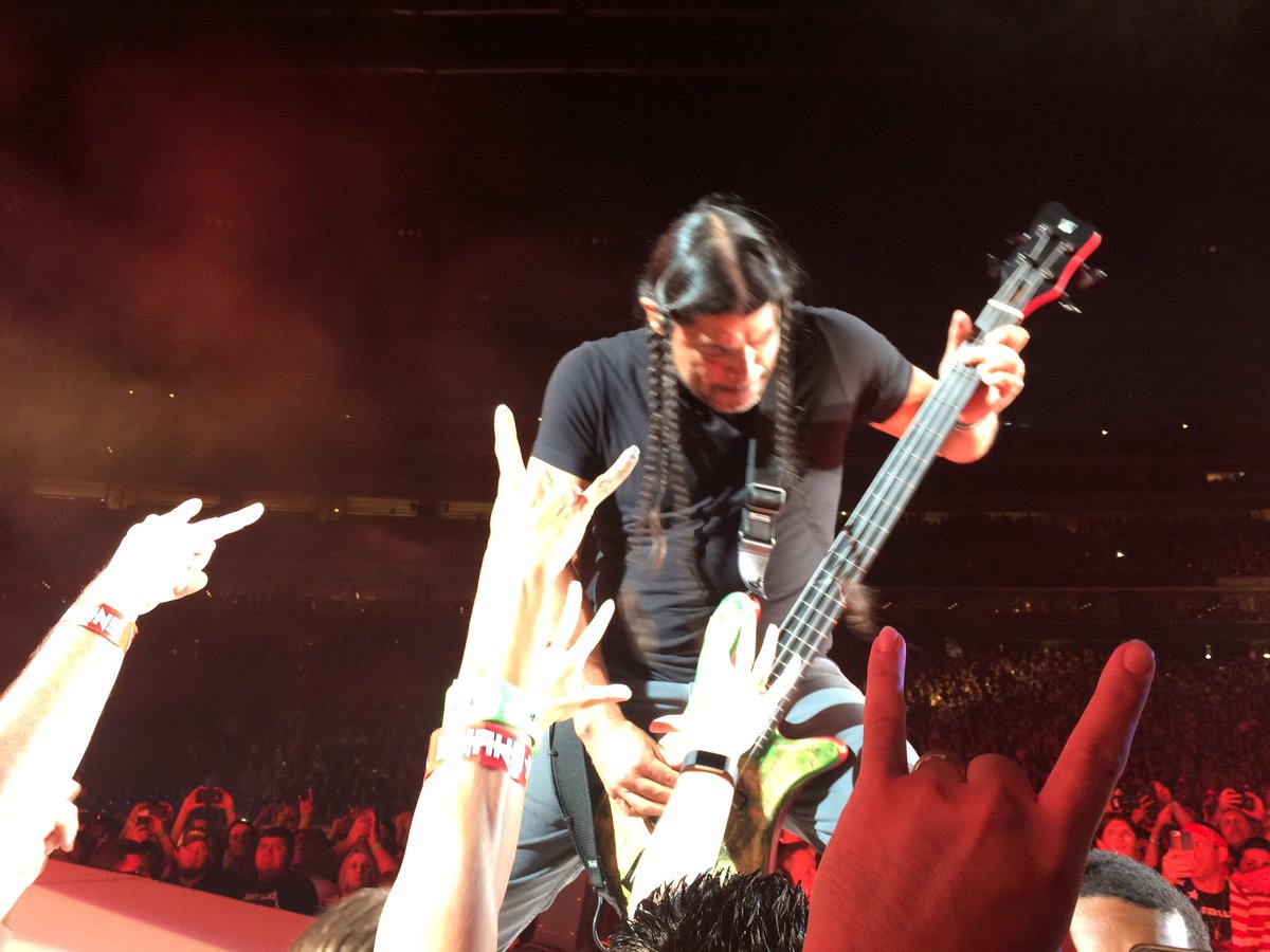 lorioun's tweet photo. Great time in the Snake Pit! #MetInHouston https://t.co/U363K6mfuJ