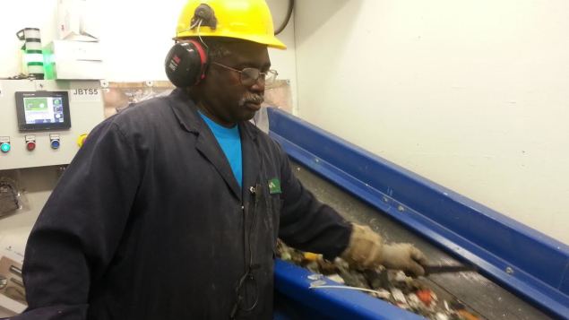 stanislasdidier's tweet photo. Nouvelle #technologie, du verre #recyclé pur à 99 % https://t.co/A0JSZkzvDR #ecologie https://t.co/2sMskjYeTI