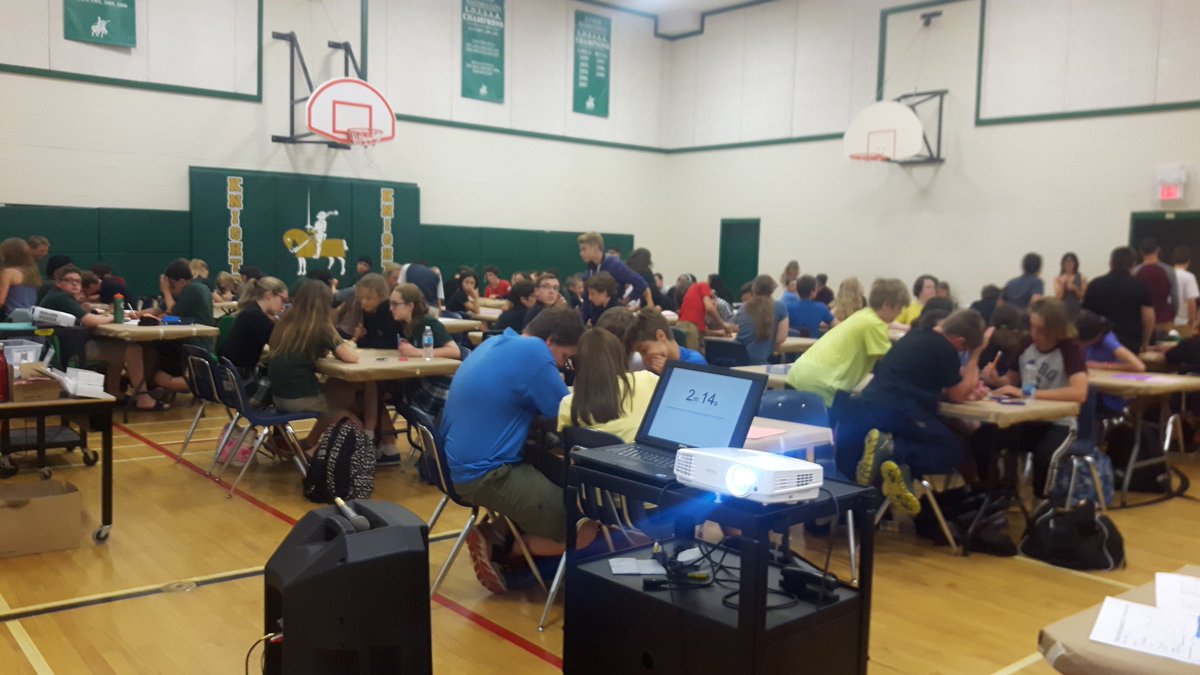 SFSFKNIGHTS's tweet photo. Relay round! @SFSFKNIGHTS #EOML #Math #MathProblemsAreNoProblem https://t.co/O8SKS47ENX