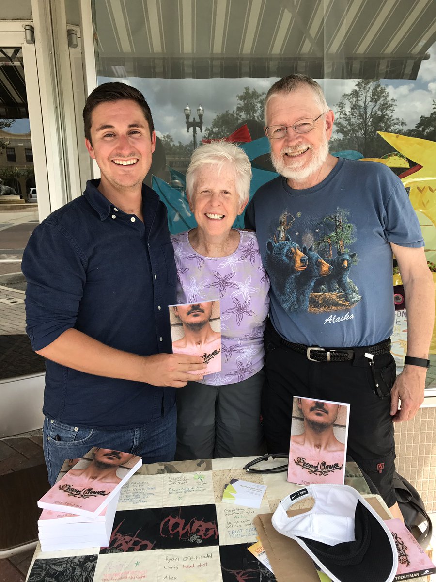 AuthorTroutman's tweet photo. I had a chance to sign autographed copies for firemen, paramedics, and nurses from hospitals and stations that saved my life 10yrs ago!#Book https://t.co/ft3jpbu5Zw