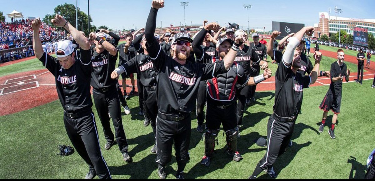 CollegeBaseCNT's tweet photo. RETWEET if you're rooting for @UofLBaseball to win the national championship https://t.co/ZeMCrDkeZl