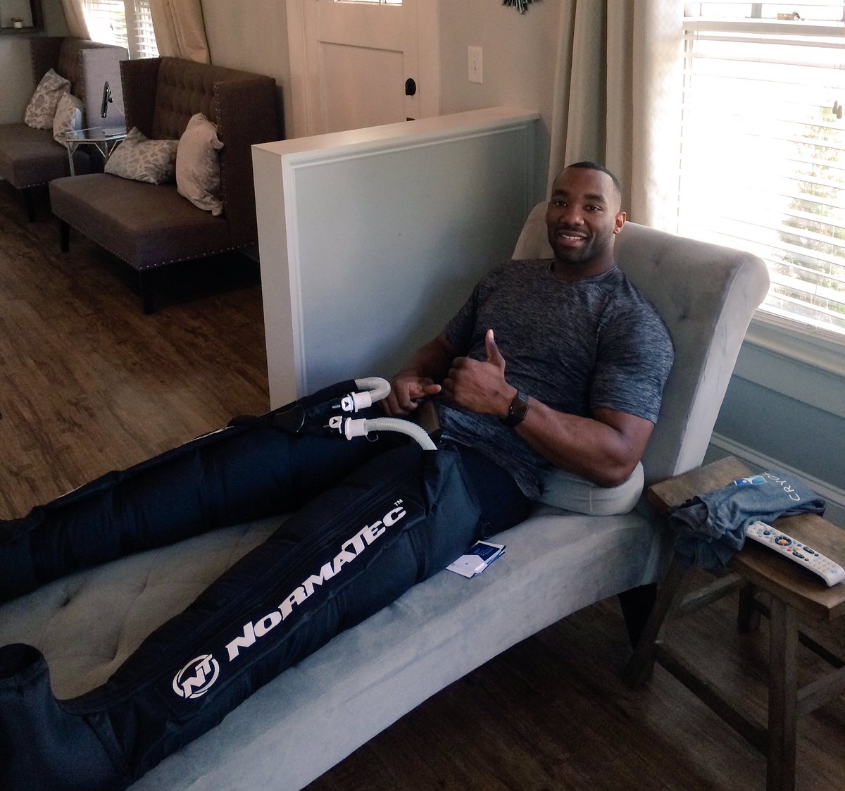 cryologywbc's tweet photo. @zealously_fit knows how to train and how to recover. NormaTec and cryo are just the ticket after leg day! #recoverzealously https://t.co/oaOJ726yT8